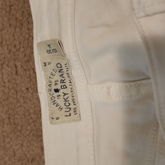 EUC - Lucky Brand white Jeans, size 10/30 - Picture 2 of 4